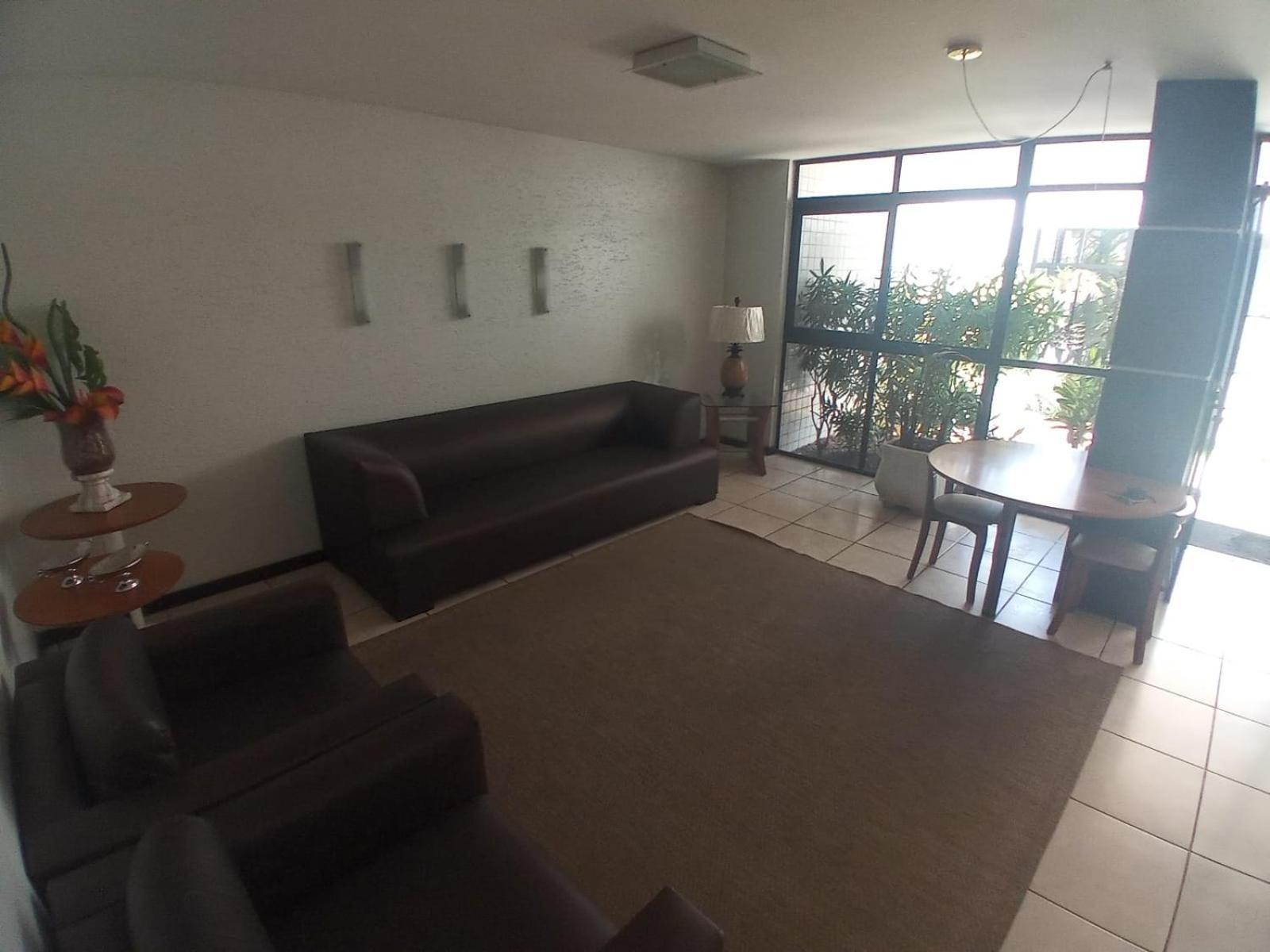 Apto 2/4 Centro Apartamento *